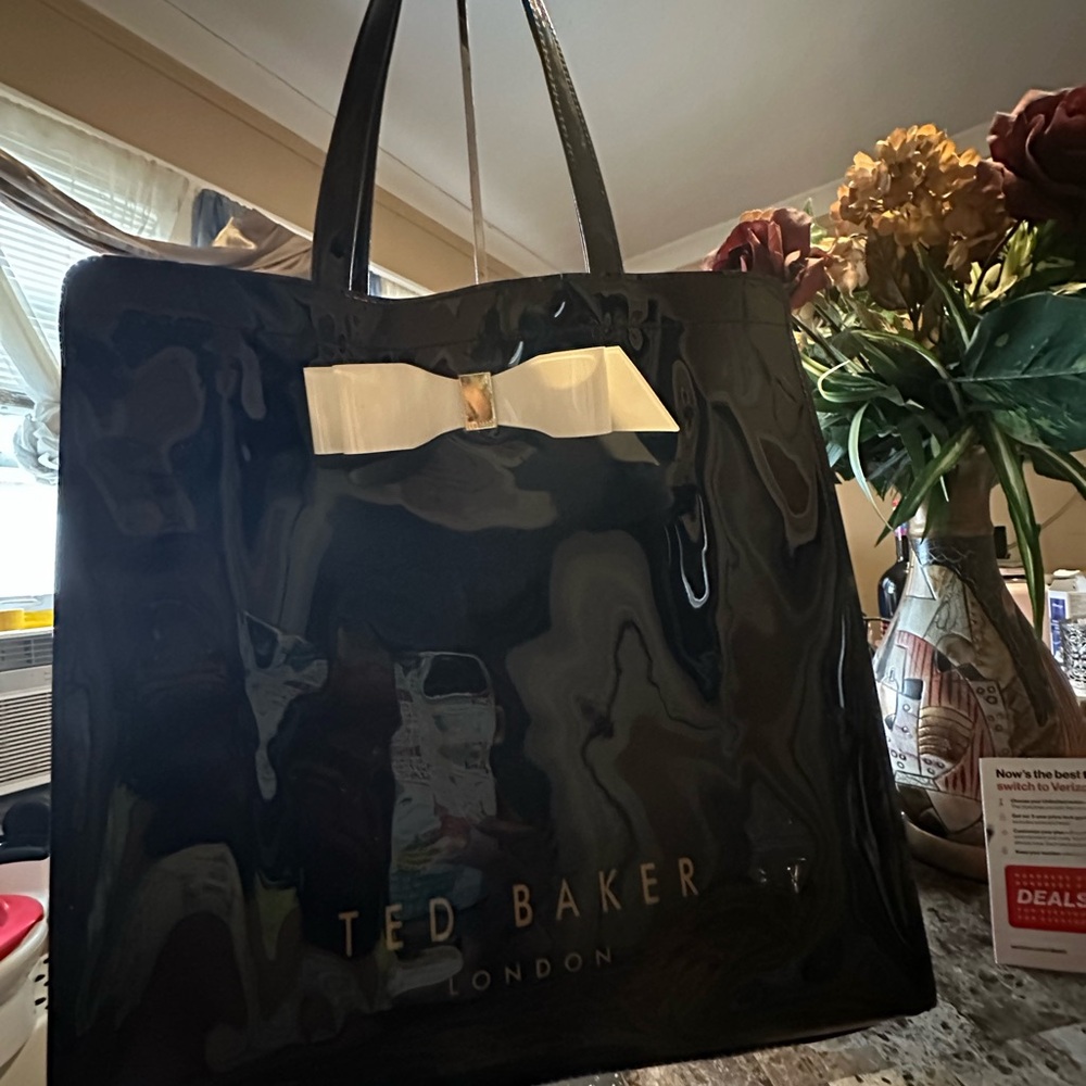 Ted Baker Glossy Black Tote with White Bow